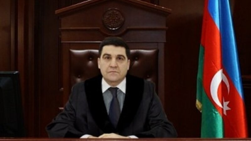 TƏBİB: "Məhkəmə sədrinin bıçaqlanan gəlininin vəziyyəti ağırdır"