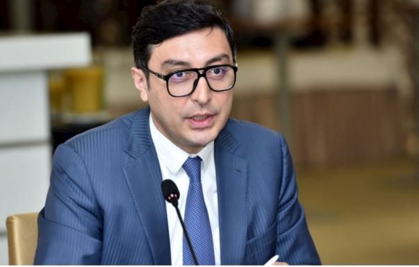 Nazir Xalq artistinin qardaşı oğlunu vəzifəsindən azad edib