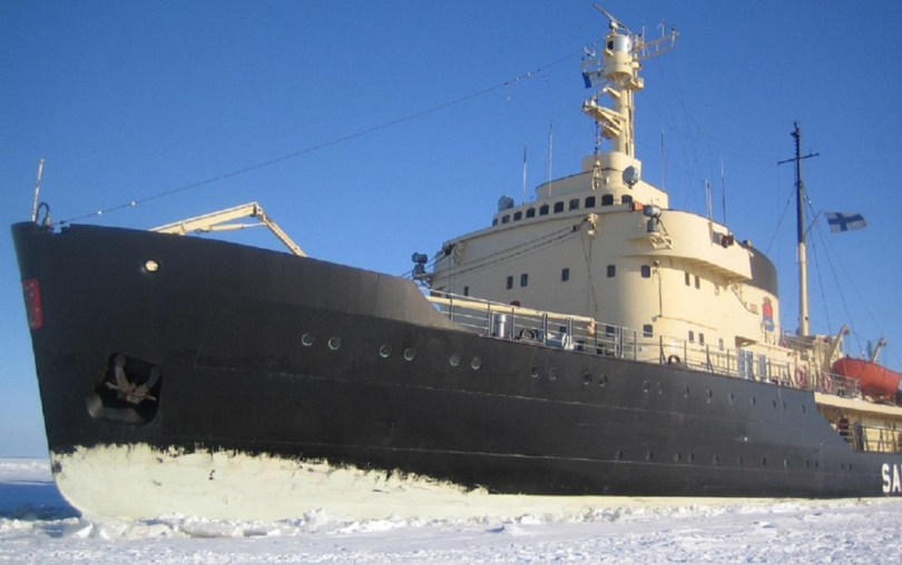 Rusiya təhlükəsi: Finlandiya buzqıran gəmiləri hərəkətə gətirir