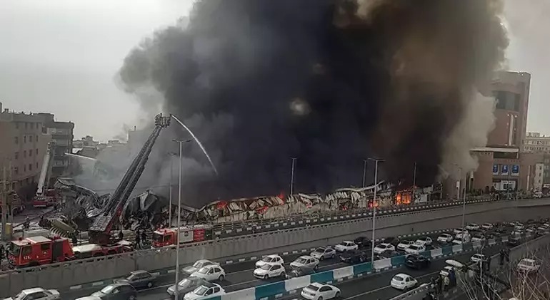 Tehranda bazar yanır