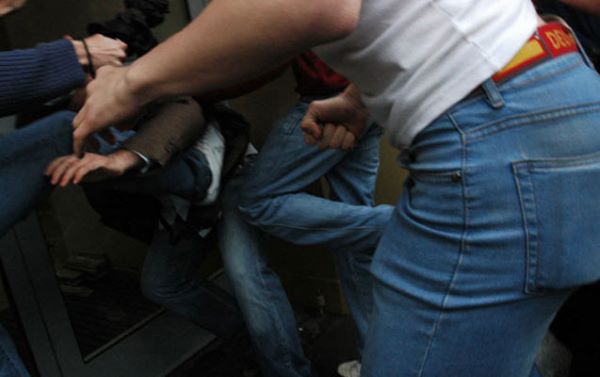 “Bravo”nun vəzifəli şəxsi döyülüb