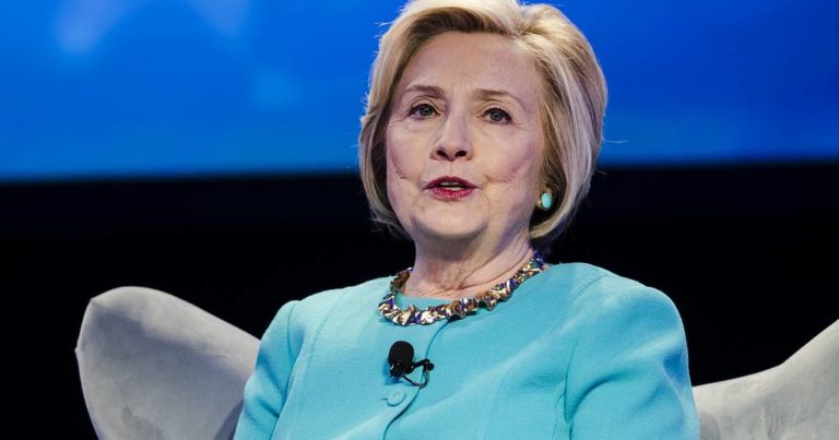 Hillari Klinton diqqəti Ukraynadan yayındırmağa çalışır