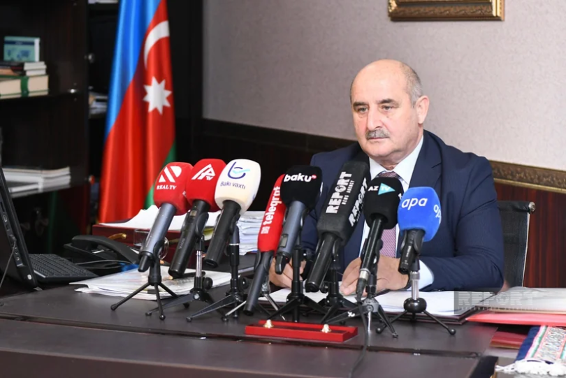 Çingiz Qənizadə: Şəxsimə böhtan atdığına görə Paris məhkəməsi Qənimət Zahidovu cərimə edib