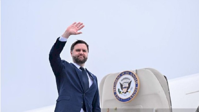 Vensin səfəri və İrəvanın mağaza rəflərində Azərbaycan almaları