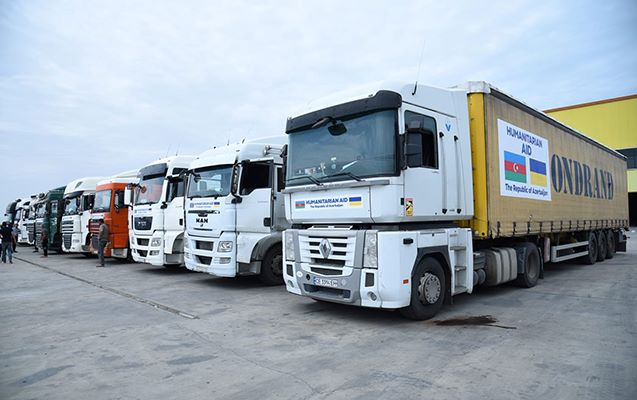 Azərbaycanın növbəti humanitar yardımı Ukrayna rəsmilərinə təhvil verilib