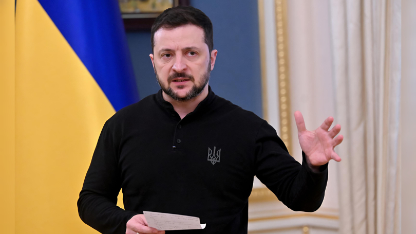 Zelenski Ukraynada prezident seçkiləri elan edəcək