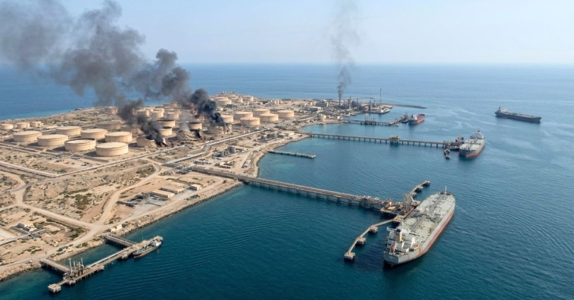 İran Xarq adasının müdafiəsini qoşun və minalarla möhkəmləndirib